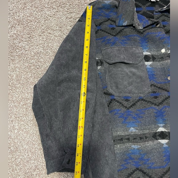 NWOT flannel - Picture 5 of 7